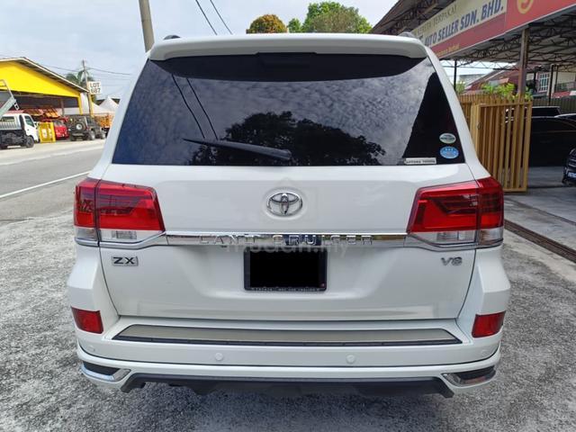 2011 Toyota LANDCRUISER 4.6 ZX (LOAN KEDAI) - 5