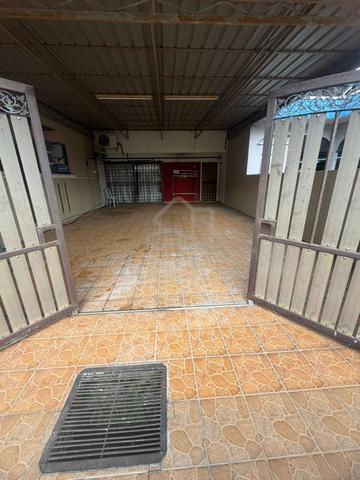 House for Rental - Taman Sri Putra, Banting 1