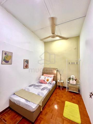 Singel room for rent near taman oug 10 min to mrt kuchai lama 1