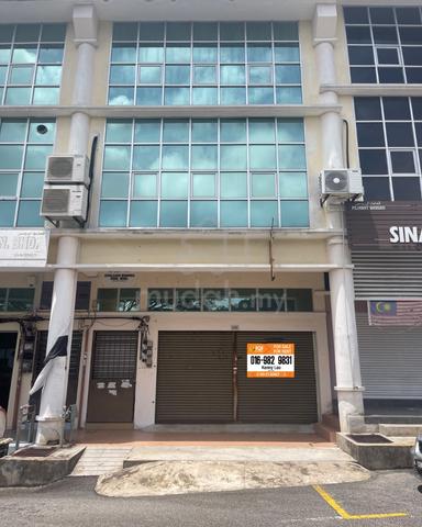Facing Main Road Beserah Shoplot 2