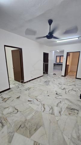 Flat PKNS 1