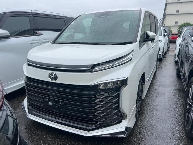 2022 Toyota VOXY 2.0 S-Z FACELIFTS MODELISTA KIT - 3