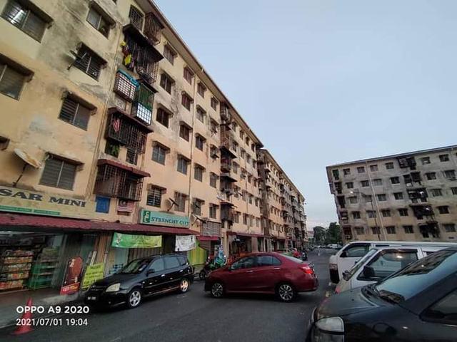 Taman Subang Perdana Flat 1