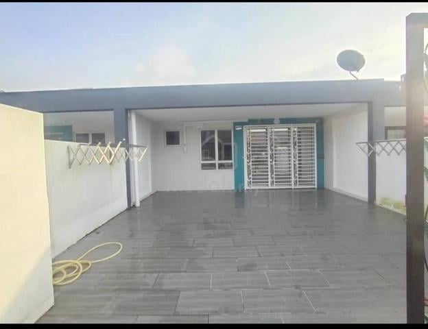 Single storey house at Bandar Serenia, Dengkil Selangor 1