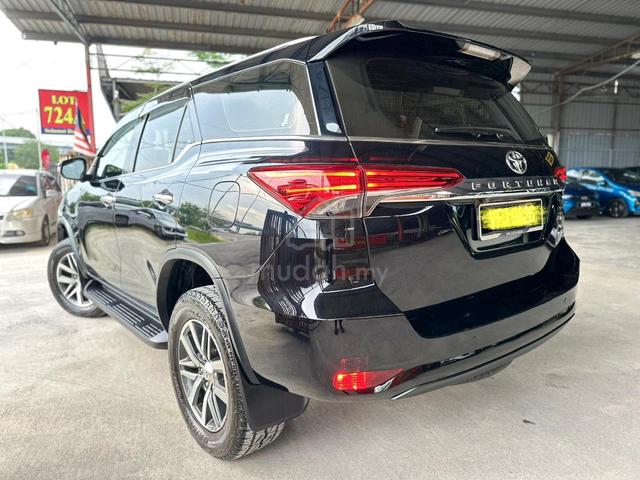 Toyota FORTUNER 2.7 SRZ (A) 78,900km 4x4. 360cam - 2
