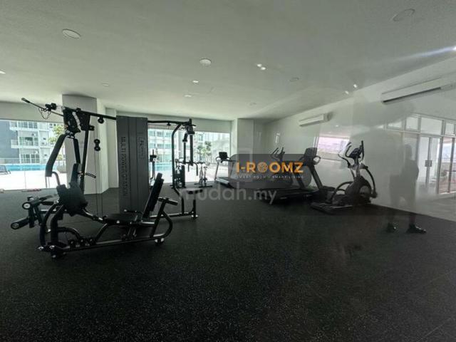 Seri Kembangan Springville Master Room For Rent Low Deposit New 4