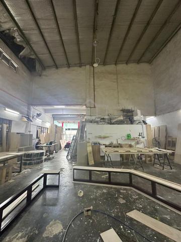 1.5 Sty Semi-D Factory 70x150 @ Desa Cemerlang LIGHT INDUS GOOD INVEST 1
