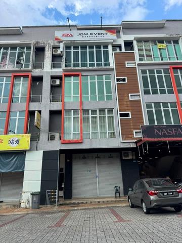 Bandar Seri Alam Ground Floor Shoplot For Rent 1