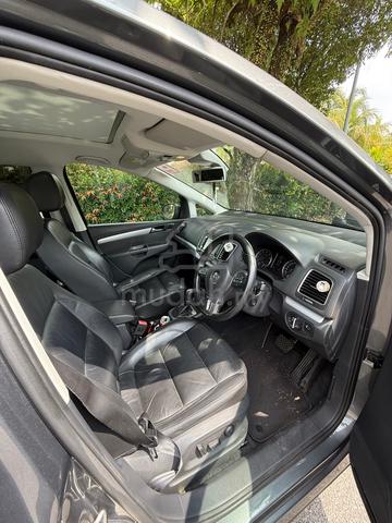 2015 Volkswagen SHARAN 2.0 TSI (A) - 4