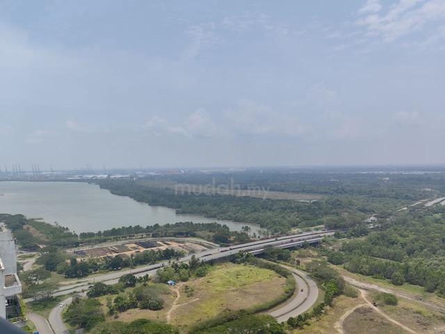 Starview Bay @ Forest City 1