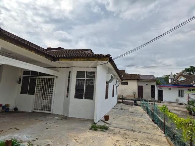 Single Storey Terrace End Lot Taman Seruling Emas, Sungai Jawi, Penang 1