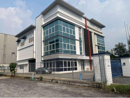 3 Storey Semi D Factory/Warehouse c/w Racking System Shah Alam 1