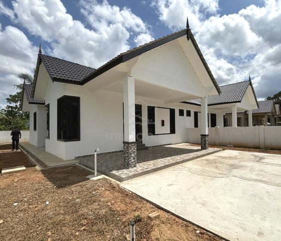 Rumah SEMI-D 2UNIT 4BILIK LANTAI 1480KPS KG PAK MADAH BUKIT PAYUNG 1