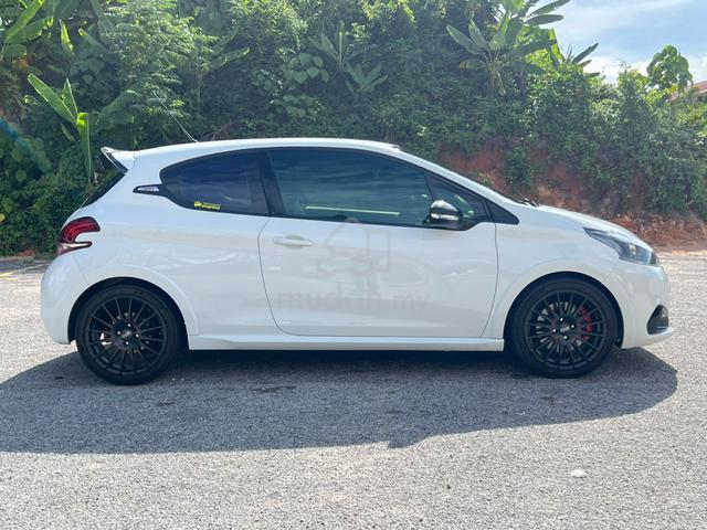 2017 Peugeot 208 1.6 GTi (M) - 5