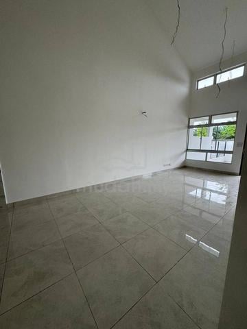 Iconia Garden Residence Single Storey House Impian Emas Gated & Guard 1