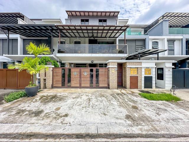 2.5 Storey Superlink , CYPRUS @ USJ HEIGHTS, Subang Jaya 1