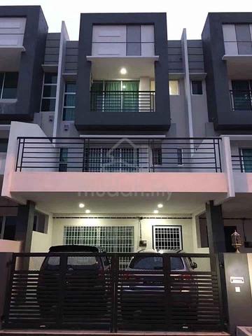Ipoh Town Taman Bendahara 3 Storey Terrace House For Sale 1