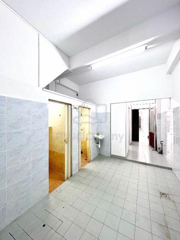 Georgetown Ground Floor Shop Lot Renovated Glass Door Floor Tiles 5