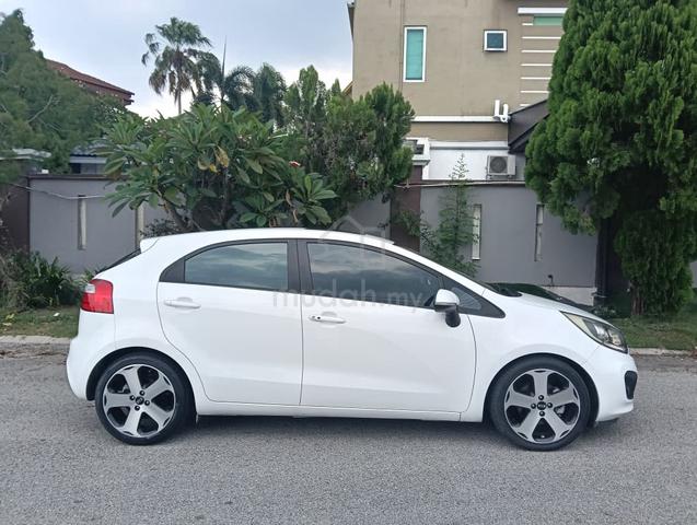 2015 Kia RIO 1.4 SX FACELIFT (A) - 5