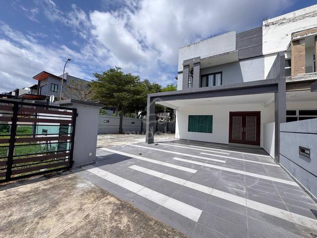 Corner Lot, 2 Storey @ Ulu Tiram/ Taman Bukit Jaya/ 4b4b 1