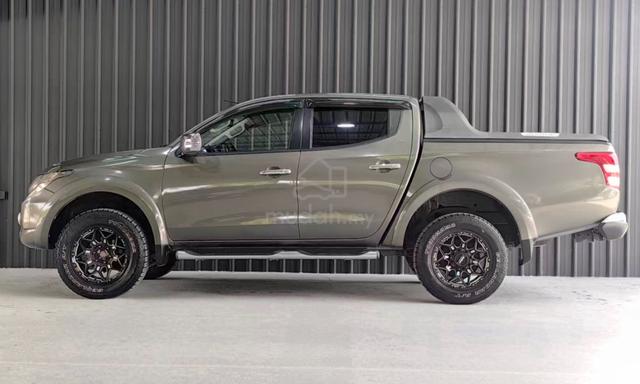Mitsubishi TRITON 2.4 VGT ADVENTURE (A) HS 4X4 - 3