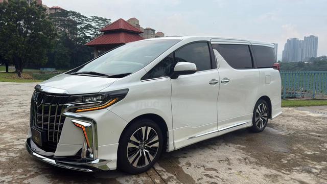 2021/2023 TOYOTA ALPHARD 2.5 SC Full Loan 9 Tahun - 2