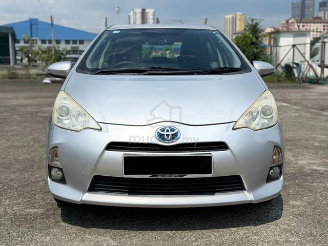 2013 Toyota PRIUS C 1.5 HYBRID NO NEED REPAIR - 2
