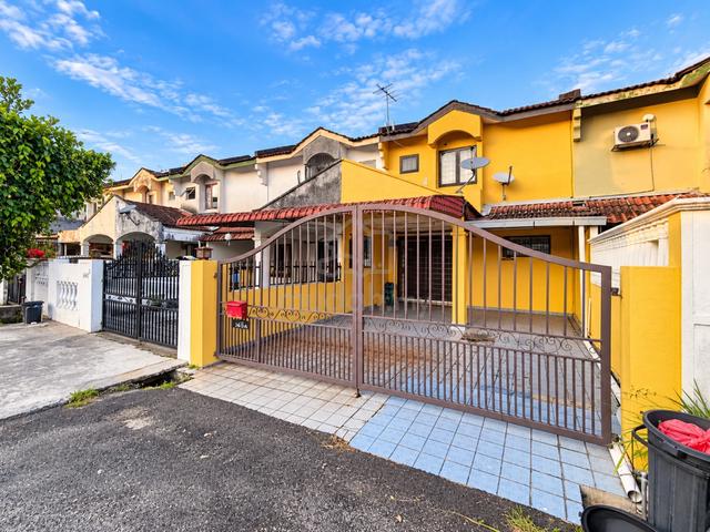 RENOVATED EXTENDED - 22x69 SQFT 2-storey Terrace House Taman Sri Indah 1