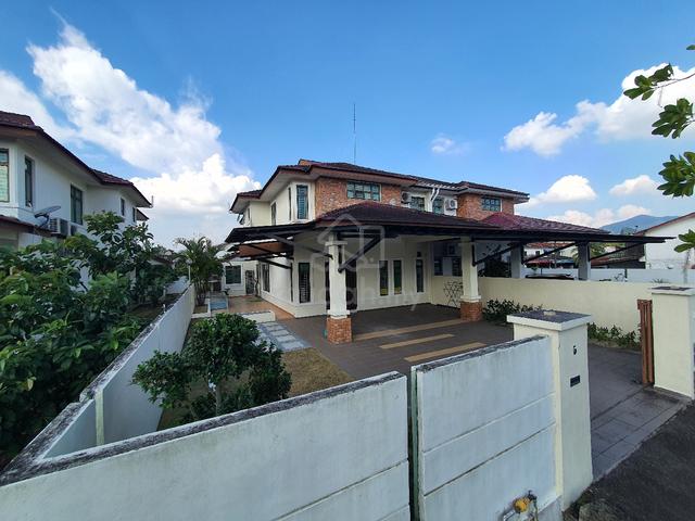 Large Semi D near Kluang Mall 1