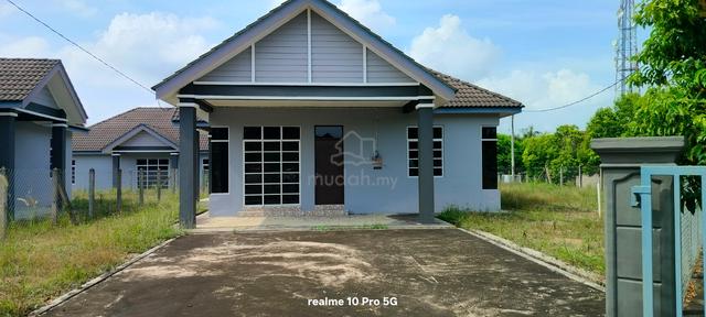 Rumah Banglo Setingkat di Pekan Ajil, Kuala Berang, Terengganu 1