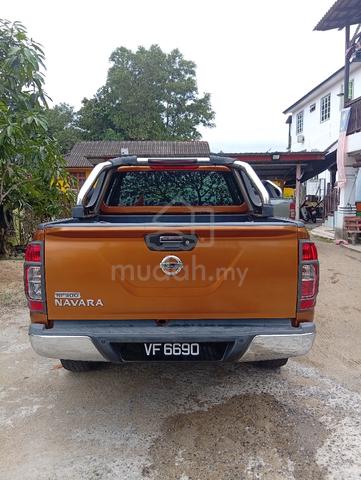 Nissan Navara NP300 2.5SE (A) 4WD - Direct Owner - 3