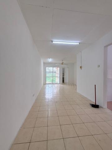 Sri Ehsan Apartment 1