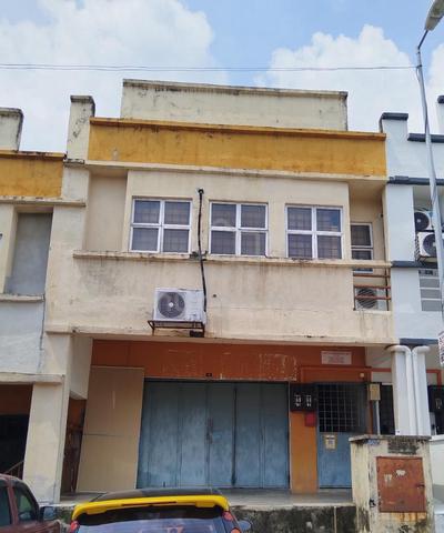 2 Storey shop for sale 1