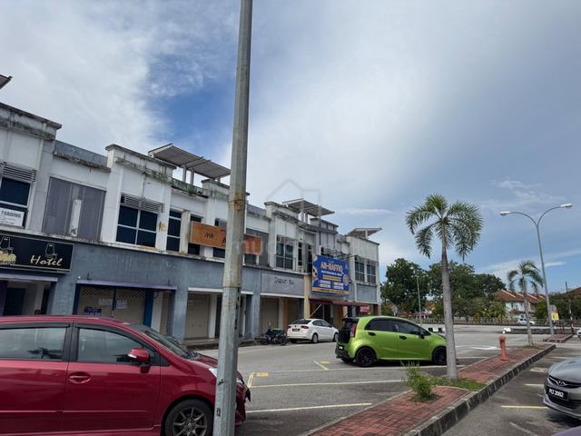Bandar Laguna Merbok Double Storey Shop Lot For Rent 1