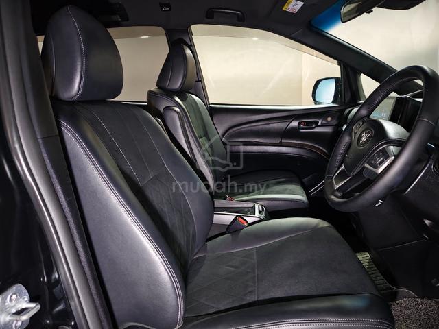 2016 Toyota Estima 2.4 Premium High Spec Like New - 5