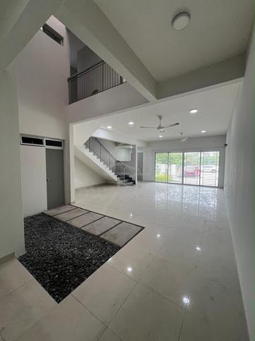 2-Storey Perennia @ Bandar Rimbayu | 4 1R4 1B | 2,505sf | RENT 1