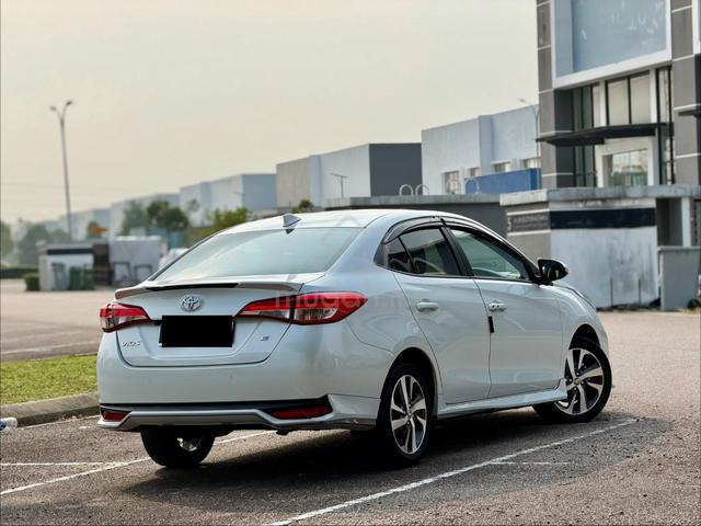 F/LOAN 2022 Toyota VIOS 1.5 (A) - 4