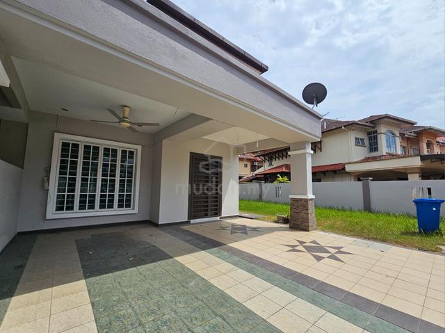 For Rent, Double Storey Corner 20ft Land @ Kota Kemuning, Aranda 1