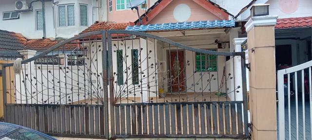 2 Storey Terrace House 1