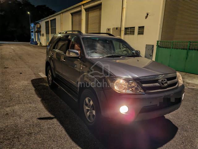 2006 Toyota FORTUNER 2.7 V TGN51R-NKPSKE (A) - 1