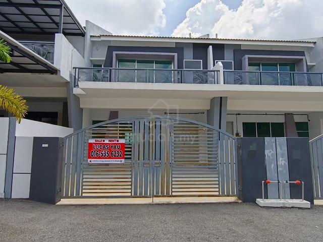 Brand New! Lahat / 2 Storey Terrace / Gated & Guarded / 22x70 / 4R4B 1