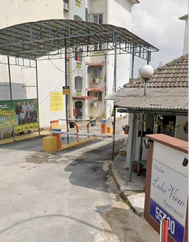Pandan Lake View Apartment 1