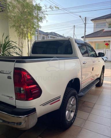 2019 Toyota HILUX 2.4 G MY17 AN120 FACELIFT (A) - 3