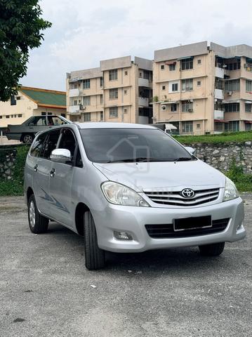 2009 Toyota INNOVA 2.0 E FACELIFT (A) - 3
