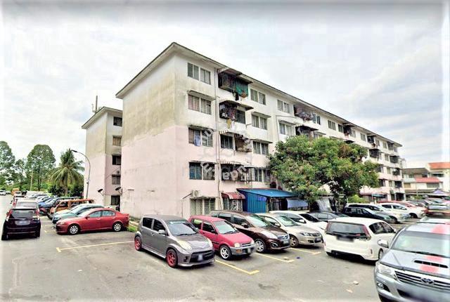 Flat Pandan Indah 1