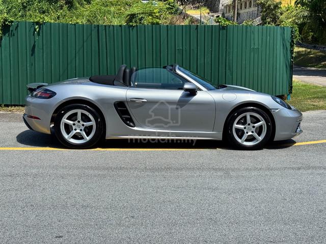 22 GT SILVER SOFTTOP R.CAM Porsche 718 Boxster 2.0 - 3