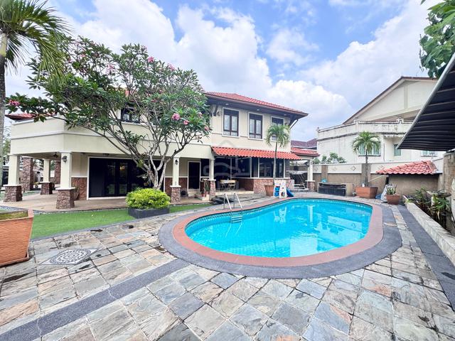 2.5 storey bungalow with private swimming pool, reno, house, renovated 1