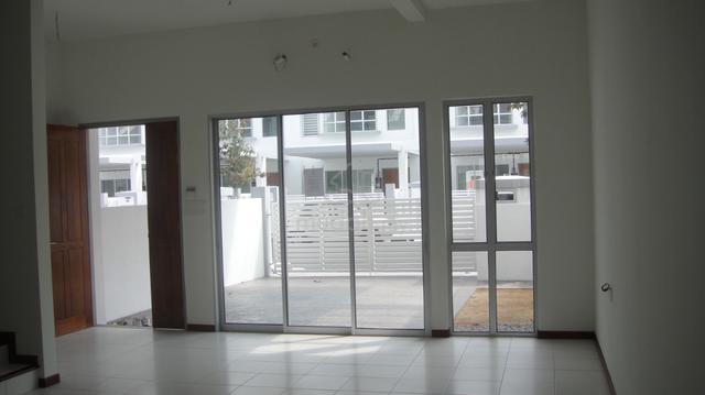 Sunway Aspera Sungai Batu 2-Storey Terrace House **BRAND NEW UNIT** 1
