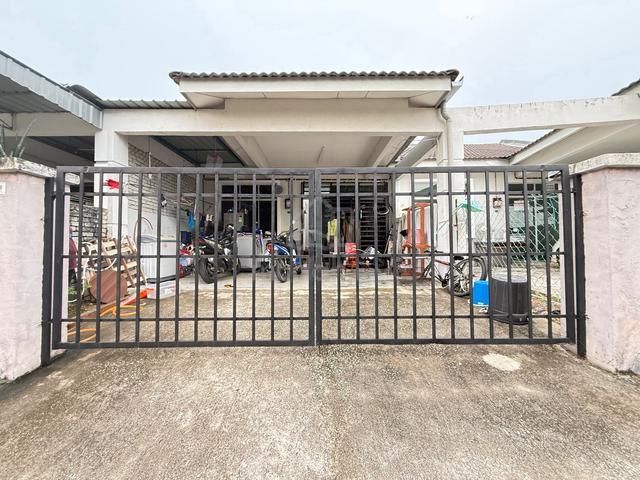Single Storey Taman Seruling Jaya Masjid Tanah 1