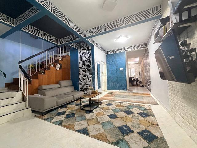 FACING OPEN❗️DAPUR EXTEND Double Storey Lorong Az-Zaharah Puncak Alam 1